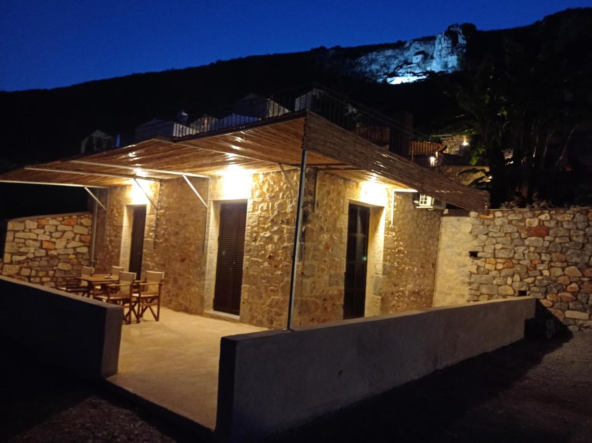 Mani Blue Thalassa Oitilon Exterior photo
